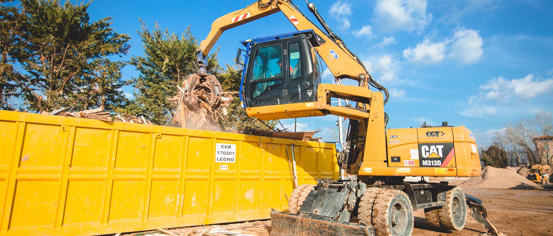 Cantiere con materiali Nuova Draga